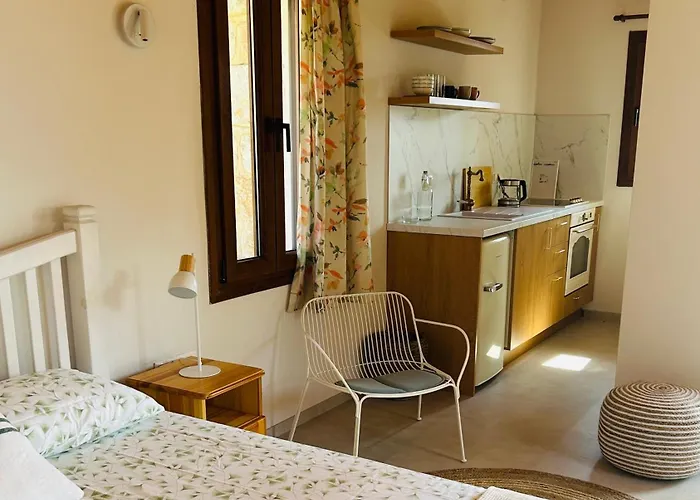 Pasithea Luxury Mikros Prinos